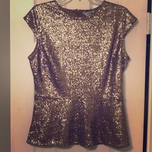 Gold Sequin Top 😍
